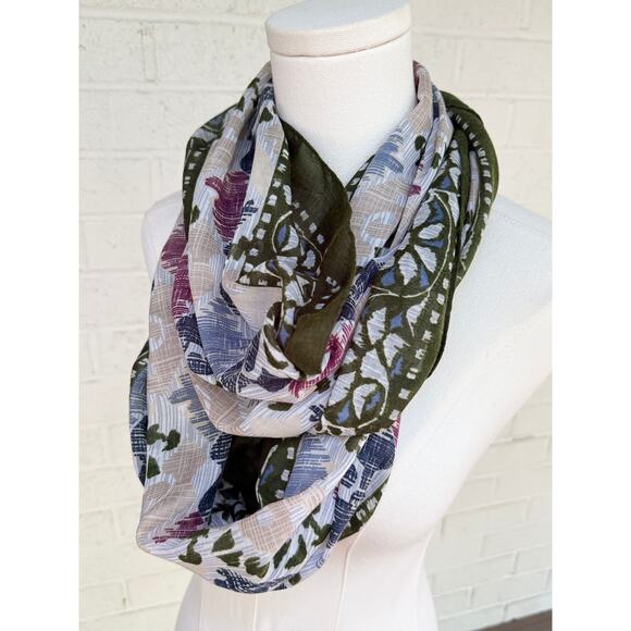 J Jill Lightweight Infinity Scarf Boho Abstract Print Olive Green Blue Beige OS - Picture 5 of 7
